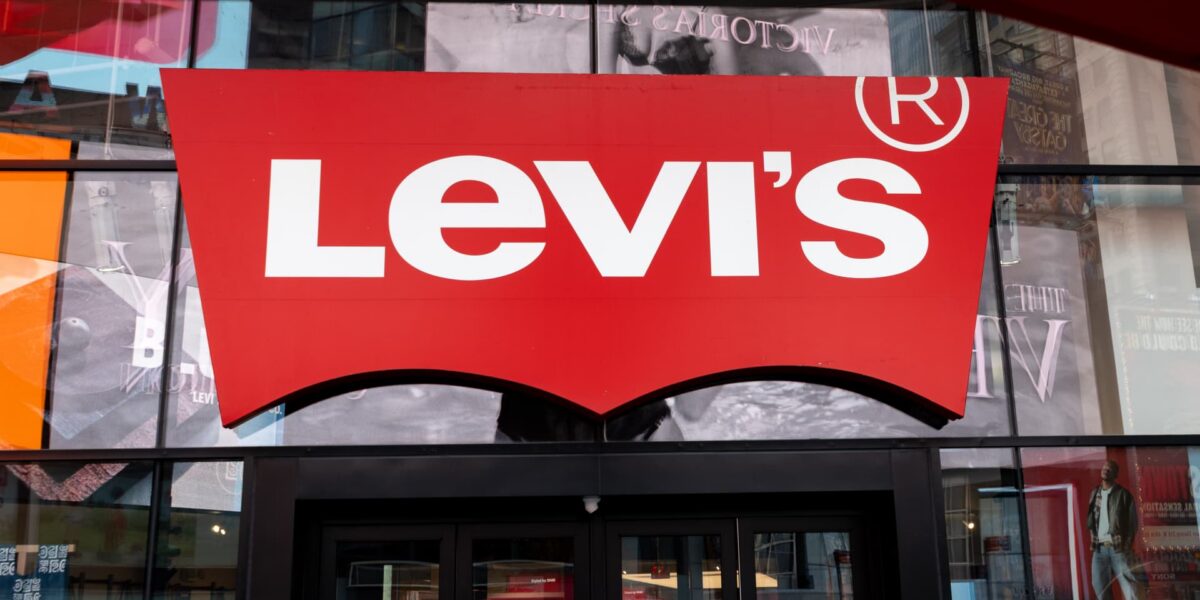 أرباح ليفي شتراوس (LEVI) للربع الثالث من عام 2026 - صورة مميزة أرباح ليفي شتراوس (LEVI) للربع الثالث من عام 2026