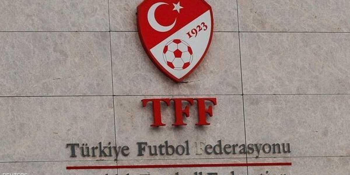 أزمة تهز الدوري التركي.. توقيف حكم في الدوري الممتاز بشبهة “بيع مباريات”
