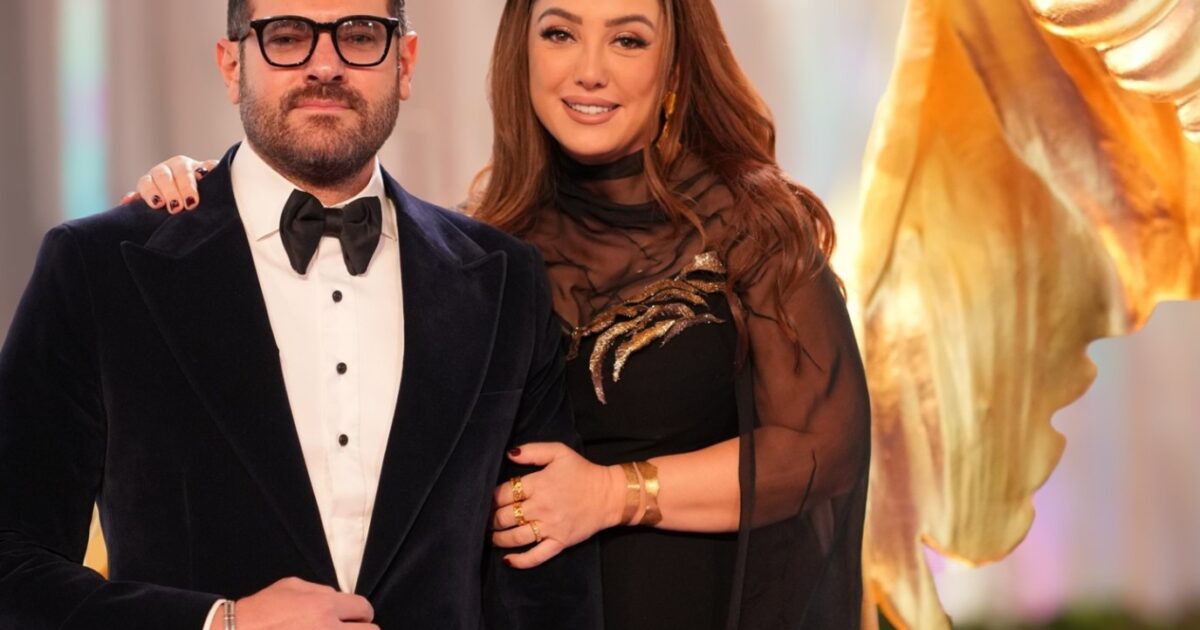 إيه الشياكة دي والرقي ده.. عمرو يوسف يغازل كندة علوش برسالة طريفة