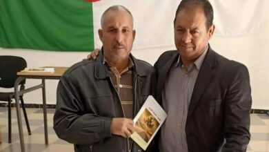 الجزائر.. انتظر قراءه طويلًا.. فخذلته المقاعد وأبكاه الصمت!