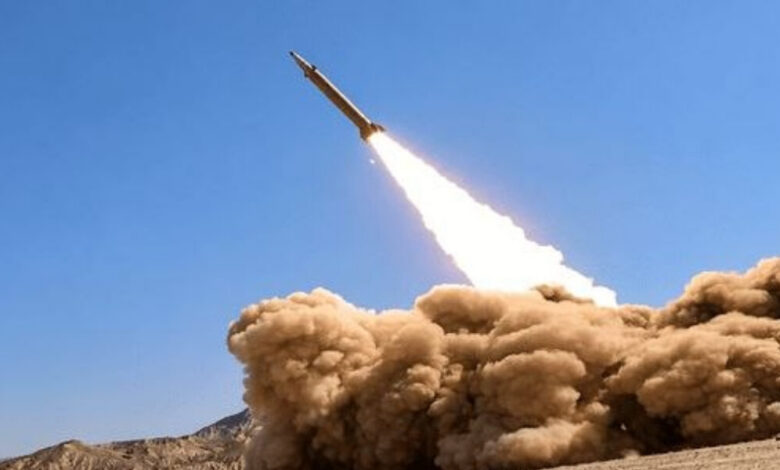 الحرس الثوري يستهدف المدمرتين الأمريكيتين DDG-119 و DDG-53 بصواريخ باليستية