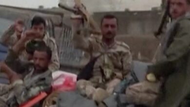 الحوثيون يحتفلون بالسيطرة على ساحل البحر الأحمر في اليمن | الحوثيون