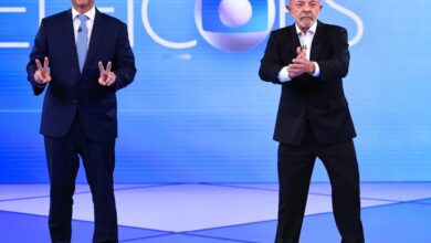 الرئيس البرازيلي لولا وبولسونارو يناقشان المقترحات السياسية قبل جولة الإعادة | أخبار الانتخابات