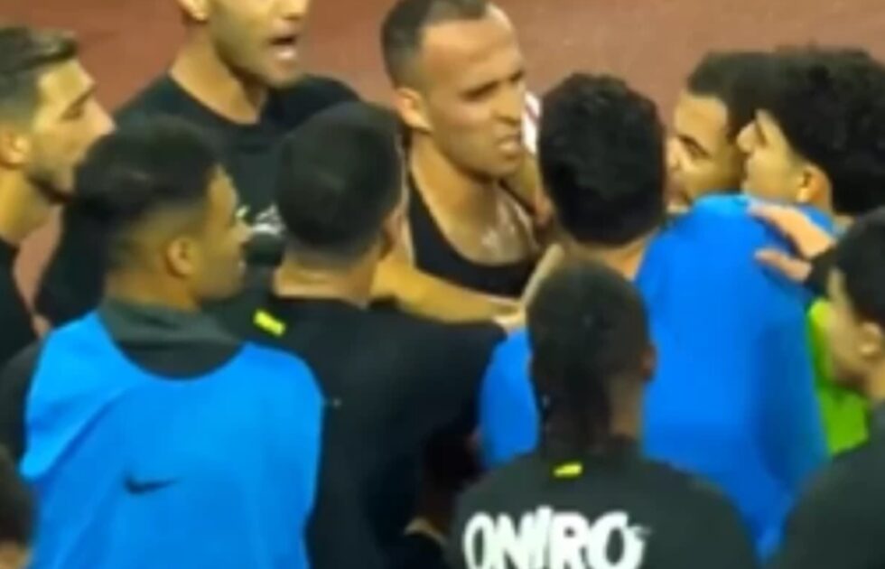الزمالك يوقع عقوبة مغلظة على منسي بسبب سوء تصرفه بعد تسجيله هدفا في رواندا - صورة مميزة الزمالك يوقع عقوبة مغلظة على منسي بسبب سوء تصرفه بعد تسجيله هدفا في رواندا