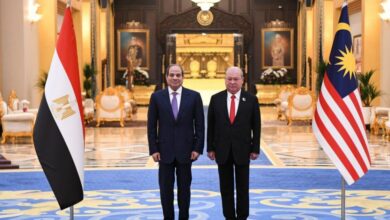 السيسي يؤكد مركزية القضية الفلسطينية وملك ماليزيا يشيد بالدور المصري الإقليمي