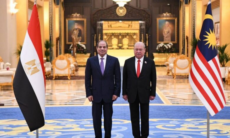 السيسي يؤكد مركزية القضية الفلسطينية وملك ماليزيا يشيد بالدور المصري الإقليمي