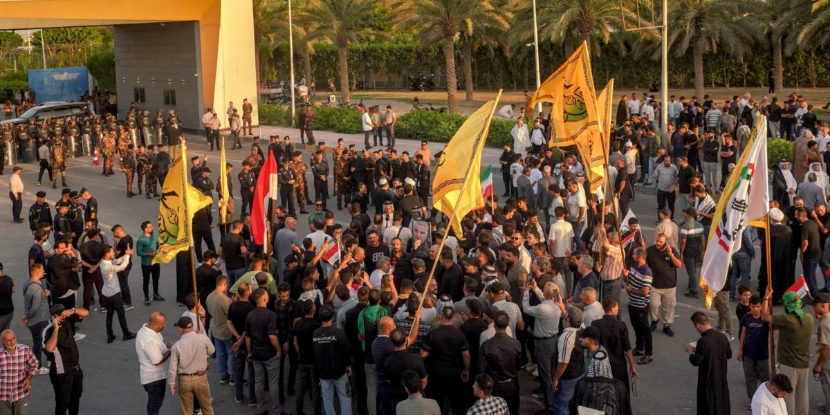 العراق يمنح الخطوط الجوية الإيرانية 40 رحلة يومية إلى النجف بعد الإعفاء الأميركي | أخبار الطيران - صورة مميزة العراق يمنح الخطوط الجوية الإيرانية 40 رحلة يومية إلى النجف بعد الإعفاء الأميركي | أخبار الطيران