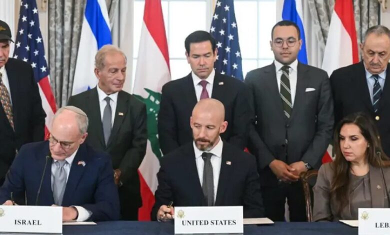 القناة 12: ملحق سري لاتفاق لبنان و”إسرائيل” يمنح جيش الاحتلال حرية التحرك داخل الخط الأصفر
