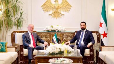 الهزاع يستقبل ريفي ويبحثان العلاقات السورية اللبنانية