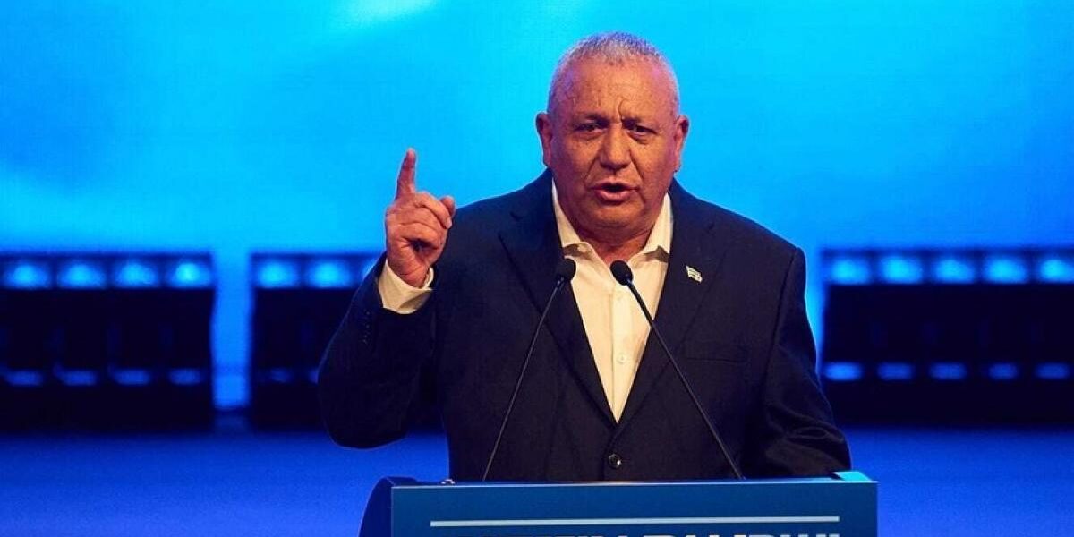 انتخابات الاحتلال.. آيزنكوت يستبعد رعام من حكومته وينتقد إدارة نتنياهو لحربي غزة ولبنان ويعارض إقامة دولة فلسطينية - صورة مميزة انتخابات الاحتلال.. آيزنكوت يستبعد رعام من حكومته وينتقد إدارة نتنياهو لحربي غزة ولبنان ويعارض إقامة دولة فلسطينية