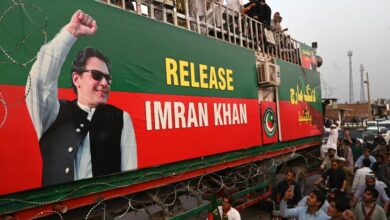 باكستان تفرض حكم الطوارئ في إقليم يحكمه حزب عمران خان | أخبار الاحتجاجات