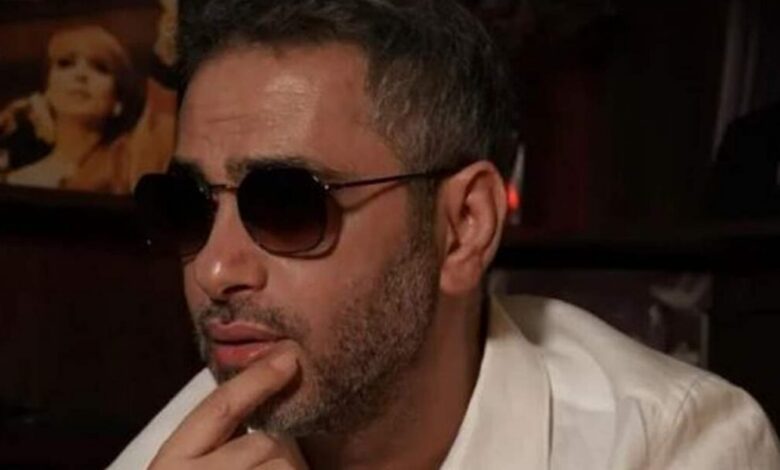 بالصورة أول رسالة لفضل شاكر بعد إخلاء سبيله