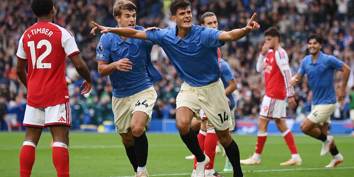 برايتون يهزم أرسنال 3-0 ويتصدر مانشستر سيتي الدوري الإنجليزي الممتاز دون لعب | كرة القدم - صورة مميزة برايتون يهزم أرسنال 3-0 ويتصدر مانشستر سيتي الدوري الإنجليزي الممتاز دون لعب | كرة القدم