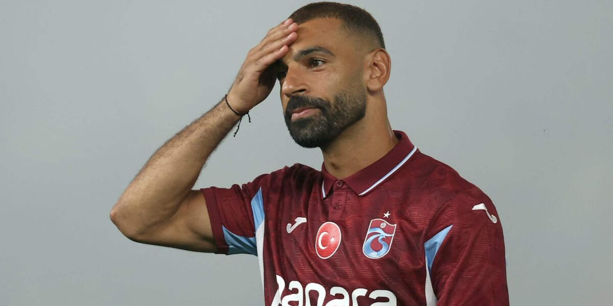 بعد الهزيمة الكبيرة…محمد صلاح يحسم مصيره مع فريقه التركي