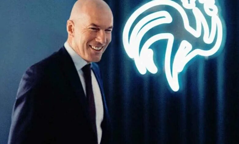 بقرار صارم.. زيدان يبدأ مهمته مع منتخب فرنسا
