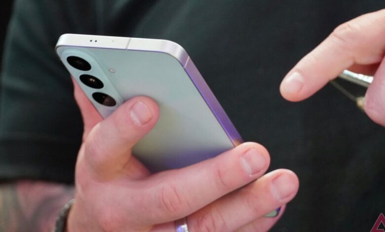 تبيع شركة Mint Mobile هاتف Galaxy S26 FE مقابل 480 دولارًا أمريكيًا مع سنة من الخدمة