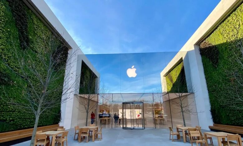 تخطط شركة Apple لثلاثة تغييرات رئيسية لمتاجر البيع بالتجزئة الخاصة بها، وفقًا للتقرير