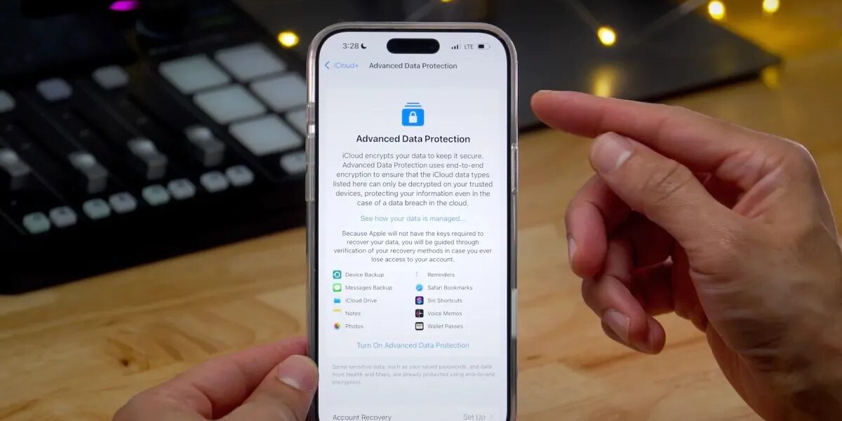 تدفع شركة Apple محكمة المملكة المتحدة لرفع السرية حول أمر التشفير المستتر