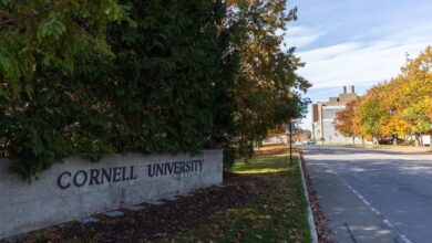 تقول حاكمة جامعة كورنيل كاثي هوتشول إن جامعة كورنيل توافق على إجراء تحقيق مستقل في قضية الاغتصاب المزعومة