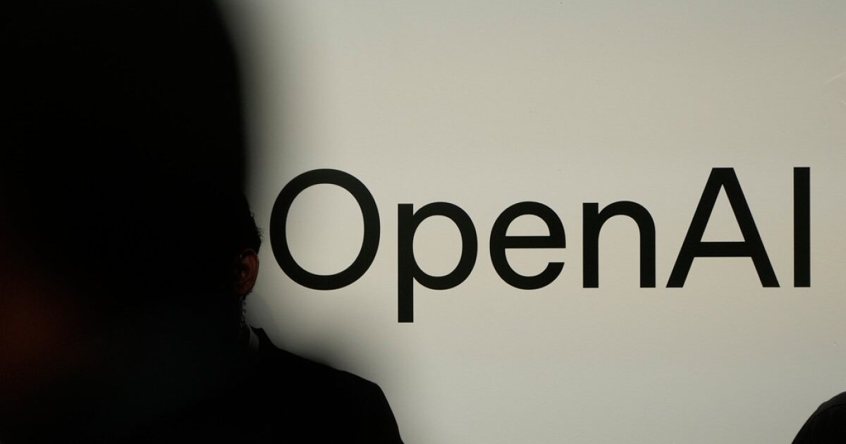 تم إنهاء عمل عامل OpenAI بعد العثور على جهاز تسجيل في الشركة