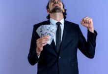 حيل لإدارة الاستقلال المالي والوظيفة دون صدام مع الأهل