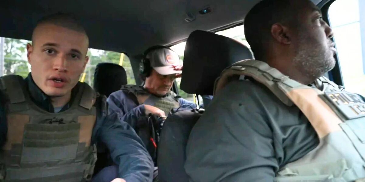داخل طفرة الترحيل في ICE