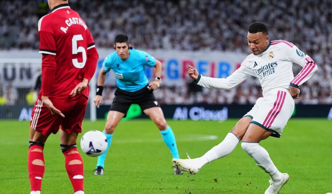 ريال مدريد يتخطى إشبيلية برباعية ويصعد إلى المركز الثالث في ترتيب “الليغا”