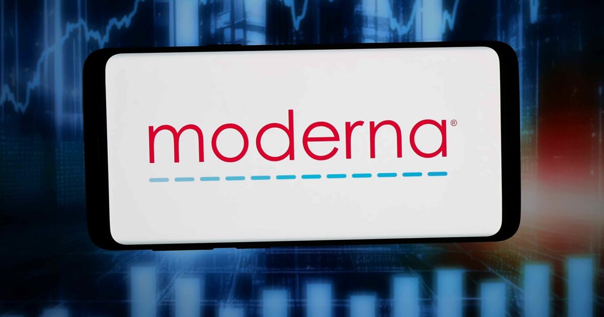 سهم Moderna يتراجع بعد تسرب بيانات لقاح السرطان - صورة مميزة سهم Moderna يتراجع بعد تسرب بيانات لقاح السرطان
