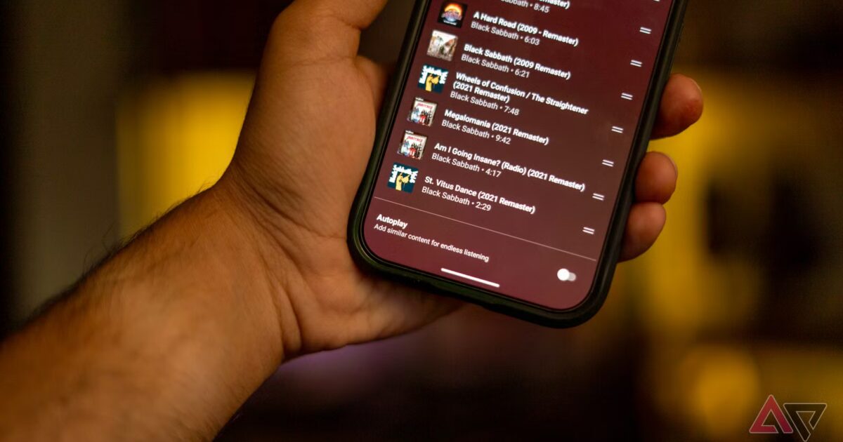 سيقوم YouTube Music الآن بوضع علامة على الأغاني التي تم إنشاؤها بواسطة الذكاء الاصطناعي للمستمعين - صورة مميزة سيقوم YouTube Music الآن بوضع علامة على الأغاني التي تم إنشاؤها بواسطة الذكاء الاصطناعي للمستمعين