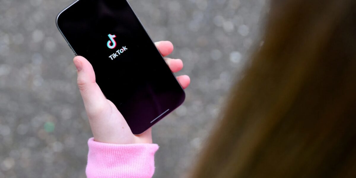 عاجل | TikTok تتوصل إلى تسوية مع وزارة العدل الأمريكية مقابل 400 مليون دولار بشأن قوانين خصوصية الأطفال | وسائل التواصل الاجتماعي