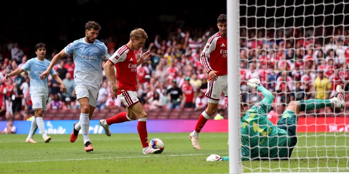 عاجل | آرسنال يفوز على مانشستر سيتي 3-0 في درع المجتمع | أخبار كرة القدم - صورة مميزة عاجل | آرسنال يفوز على مانشستر سيتي 3-0 في درع المجتمع | أخبار كرة القدم