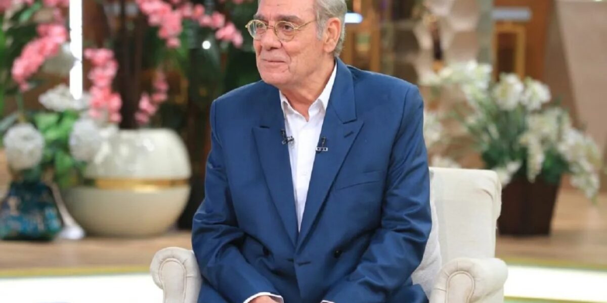 عاجل | أحمد فؤاد سليم يدعم قانون حق الأداء العلني