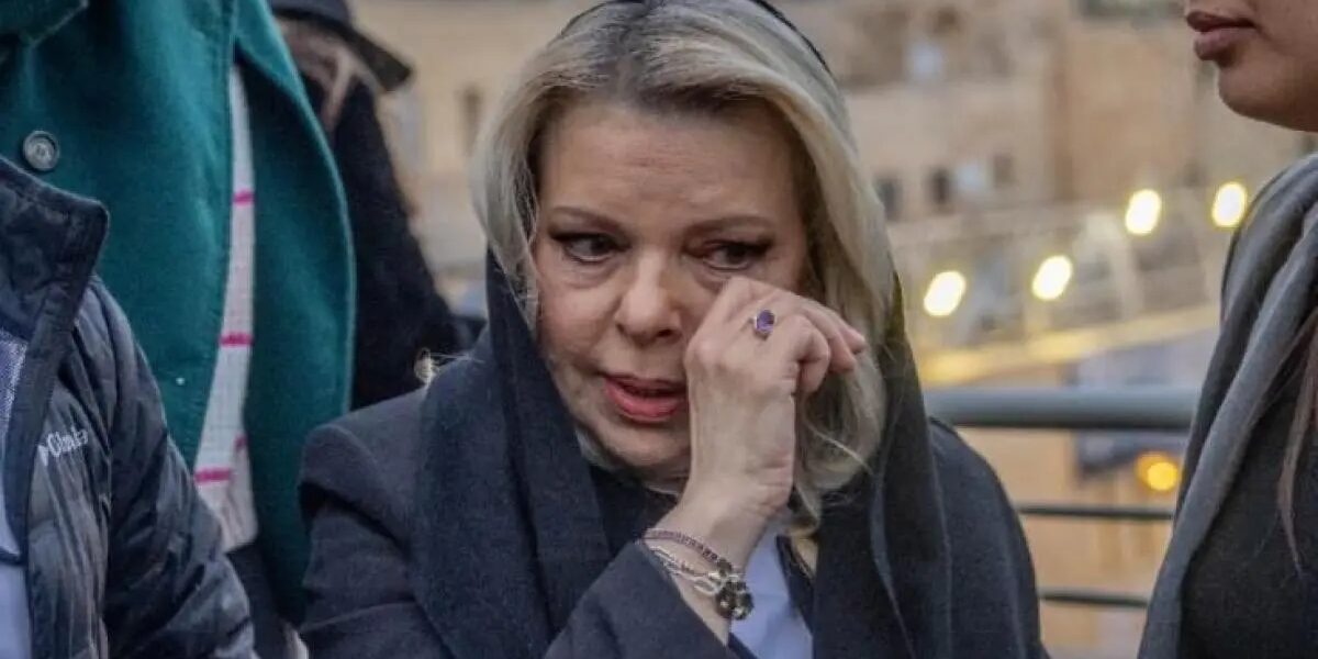 عاجل | إعلام عبري: تعويض خادمة في منزل نتنياهو بعد شكوى ضد سارة نتنياهو بتهمة الإهانة وسوء المعاملة