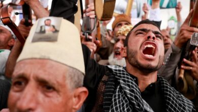 عاجل | الحوثيون والهجمات التجارية الحكومية مع انزلاق اليمن إلى حرب واسعة النطاق | اخبار الحوثيين