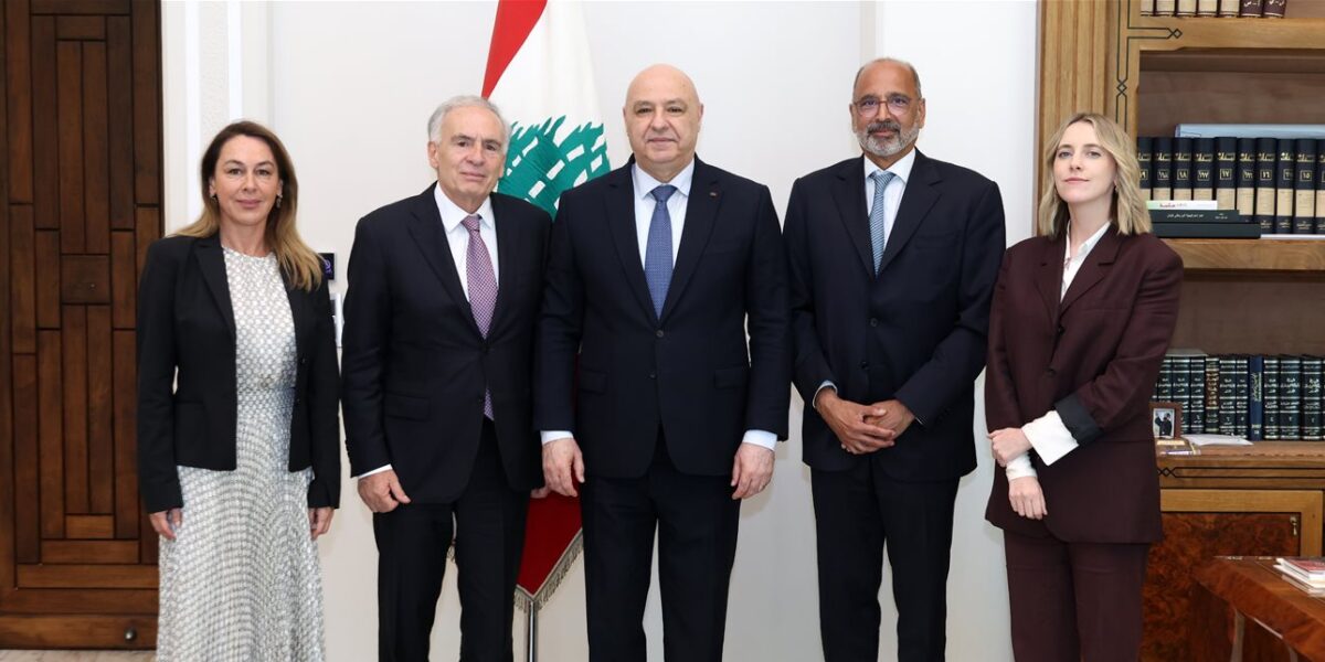 عاجل | الرئيس عون طلب من المجتمع الدولي الضغط على اسرائيل كي تطبق مندرجات صيغة الاطار - صورة مميزة عاجل | الرئيس عون طلب من المجتمع الدولي الضغط على اسرائيل كي تطبق مندرجات صيغة الاطار
