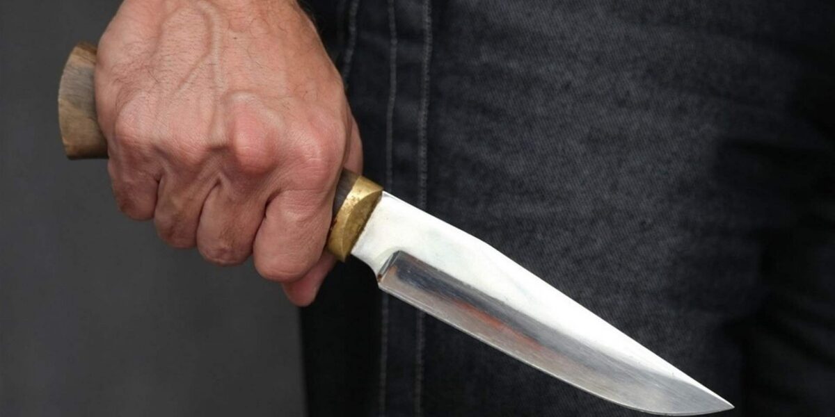 عاجل | الرعب يقتحم منزل نجم كرة قدم عالمي… لصّ مسلّح هدده أمام عائلته وسرق مجوهرات بقيمة 130 ألف جنيه إسترليني