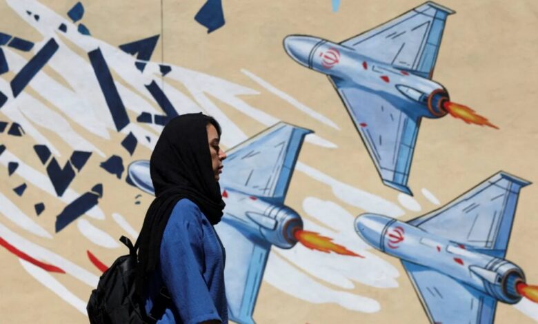 عاجل | الولايات المتحدة وإيران تصدران تقارير متضاربة بشأن الاتفاق بينما يقول ترامب إنه لا يوجد تخفيف للعقوبات | الحرب الأمريكية الإسرائيلية على أخبار إيران