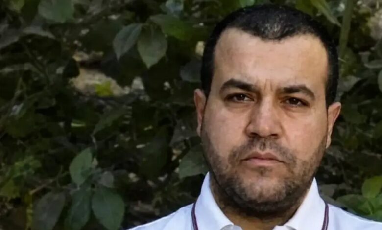 عاجل | بعد 19 عامًا من اعتقاله لدى سلطة رام الله.. الاحتلال يقدّم لائحة اتهام بحق مقاوم فلسطيني
