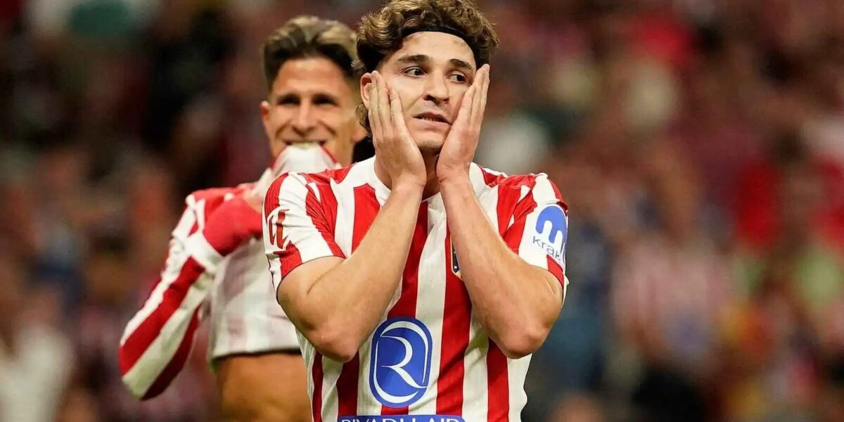 عاجل | بعد إعلان رغبته بالمغادرة.. جوليان ألفاريز يحذر أتلتيكو مدريد ويهدد بالتصعيد - صورة مميزة عاجل | بعد إعلان رغبته بالمغادرة.. جوليان ألفاريز يحذر أتلتيكو مدريد ويهدد بالتصعيد