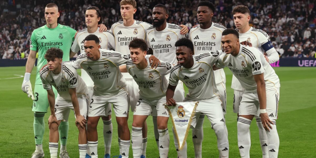 عاجل | بفارق 2 مليار عن برشلونة.. ريال مدريد يكسر الأرقام رغم الموسم الصفري | رياضة
