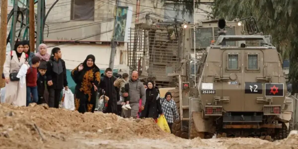 عاجل | تحقيق لصحيفة “هآرتس”: جيش الاحتلال هدم 52٪ من مباني مخيّم جنين - صورة مميزة عاجل | تحقيق لصحيفة “هآرتس”: جيش الاحتلال هدم 52٪ من مباني مخيّم جنين