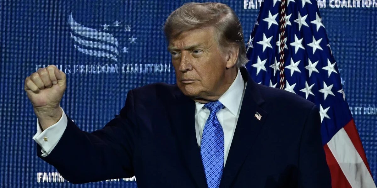 عاجل | ترامب يعلن عن أول مؤتمر منتصف المدة للحزب الجمهوري في دالاس قبل انتخابات 2026 - صورة مميزة عاجل | ترامب يعلن عن أول مؤتمر منتصف المدة للحزب الجمهوري في دالاس قبل انتخابات 2026