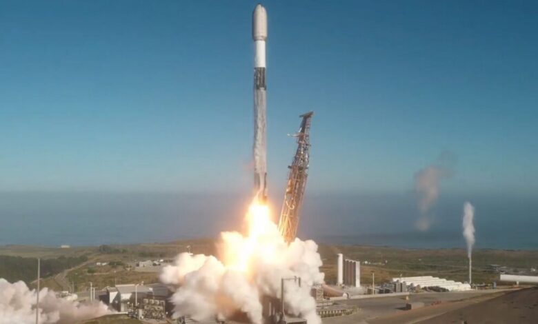عاجل | ترسل SpaceX 24 قمرًا صناعيًا من Starlink إلى المدار بينما ينتظر السوق إطلاق الاكتتاب العام (فيديو)