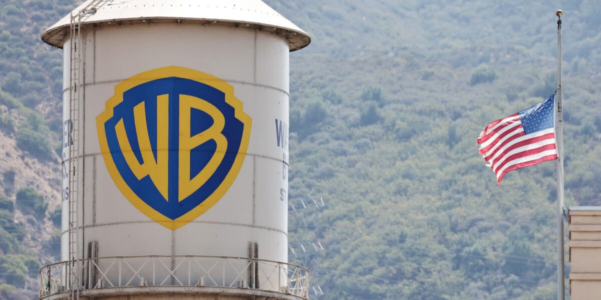 عاجل | تسجل شركة Warner Bros. Discovery خسارة صافية قدرها 2.9 مليار دولار مرتبطة بصفقة باراماونت - صورة مميزة عاجل | تسجل شركة Warner Bros. Discovery خسارة صافية قدرها 2.9 مليار دولار مرتبطة بصفقة باراماونت