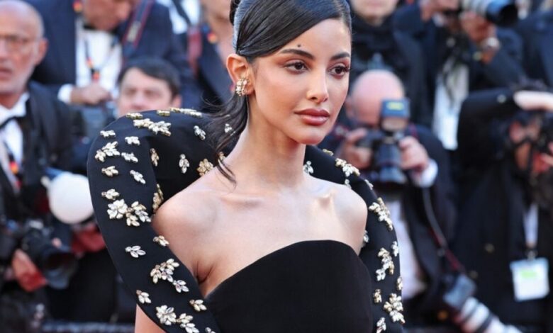 عاجل | جمال النجمات في اليوم الرابع لمهرجان كان السينمائي 2026 .. المكياج النيود والتسريحات العفوية يتصدران المشهد