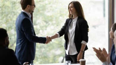 عاجل | حيل تجعل الشباب والبنات يمتلكون كاريزما واثقة