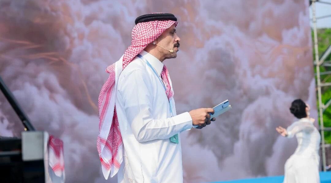 عاجل | خلال مهرجان الشعر الدولي للشباب في بكين.. شاعر سعودي يتخذ سور الصين منبراً لقصائده – أخبار السعودية