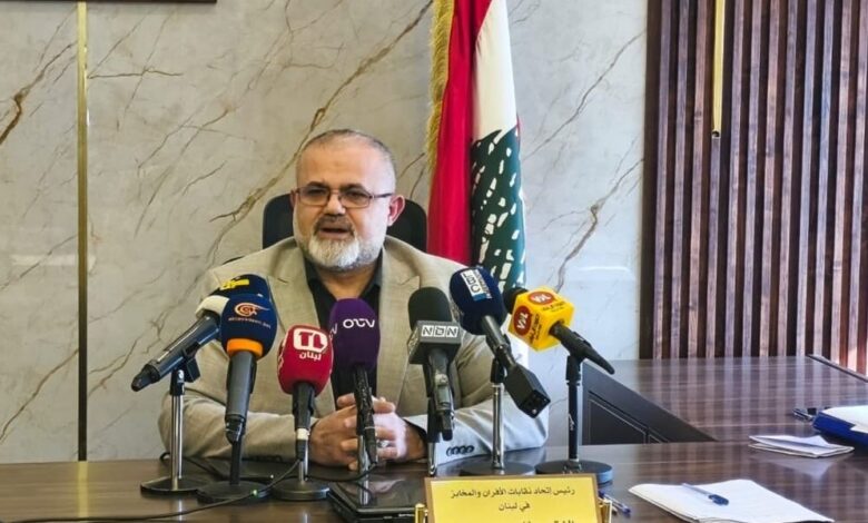 عاجل | سرور حذر من تطبيق قانون إلزام العمال السوريين الحصول على إجازات عمل في الأفران والمؤسسات وطالب بتأجيله