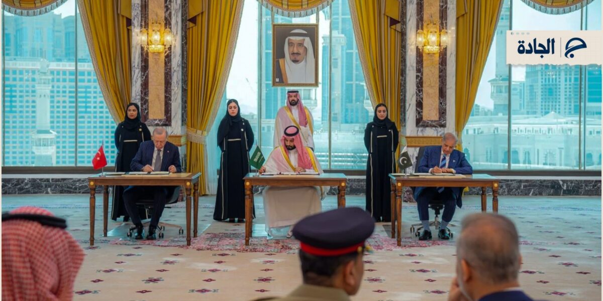 عاجل | مانشيت إيران: اتفاق مكة.. رسالة لاحتواء إيران؟
