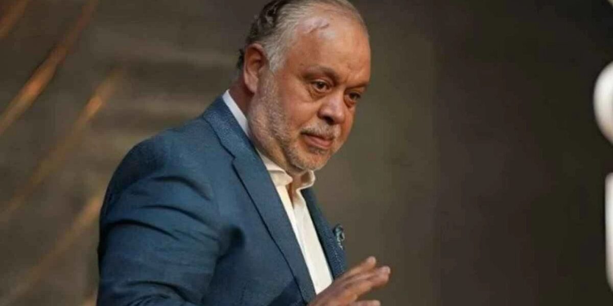 عاجل | مذيع يثير الجدل في عزاءات الفنانين.. وأشرف زكي يتدخّل للتحقيق – أخبار السعودية - صورة مميزة عاجل | مذيع يثير الجدل في عزاءات الفنانين.. وأشرف زكي يتدخّل للتحقيق – أخبار السعودية
